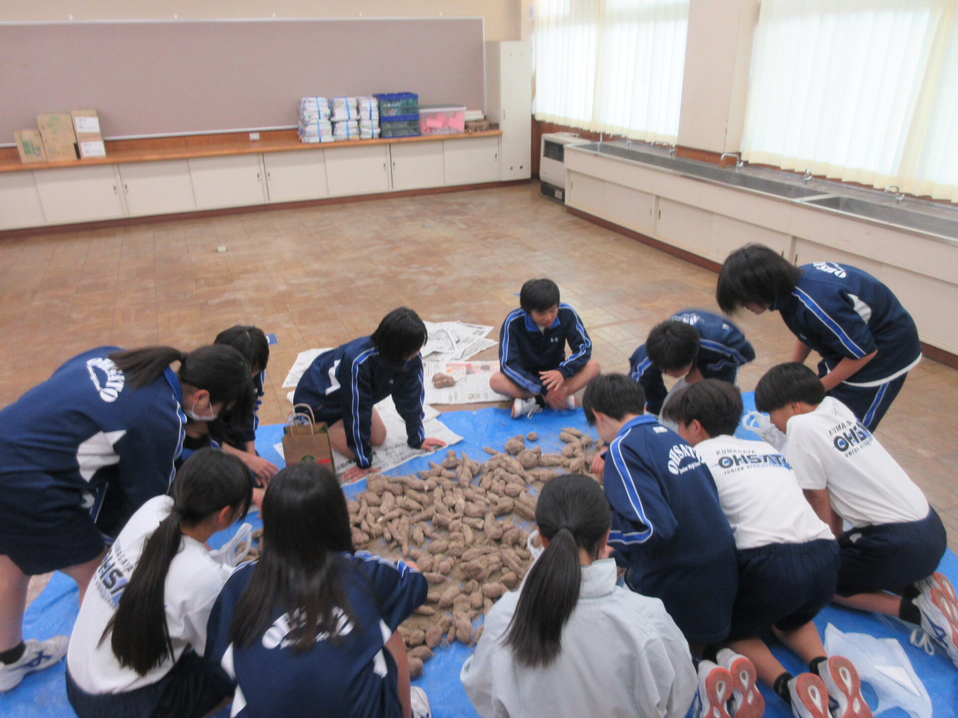 12/12（金）1年生学年レク | 熊谷市立大里中学校